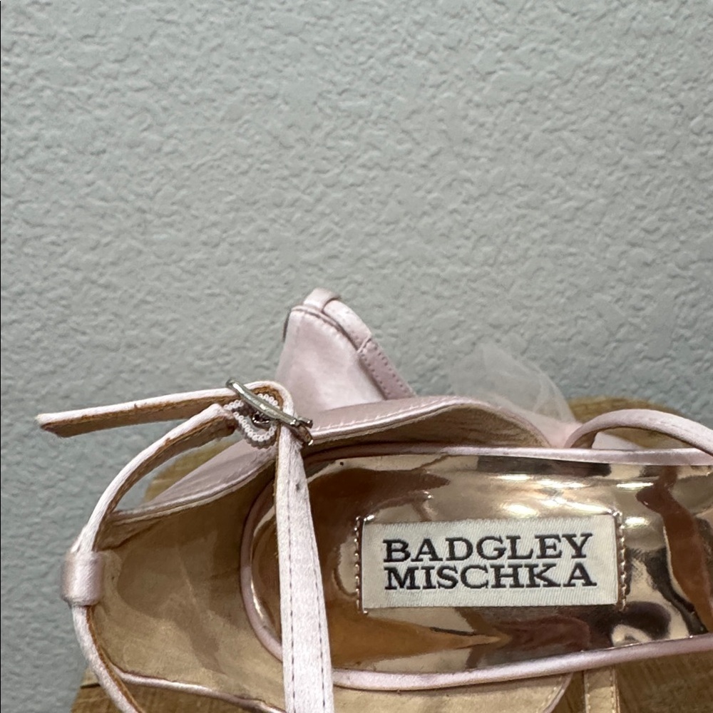 Badgley Mischka Terris Tulle Poof Bow Heel Pink Blush Size 6 - Picture 6 of 8